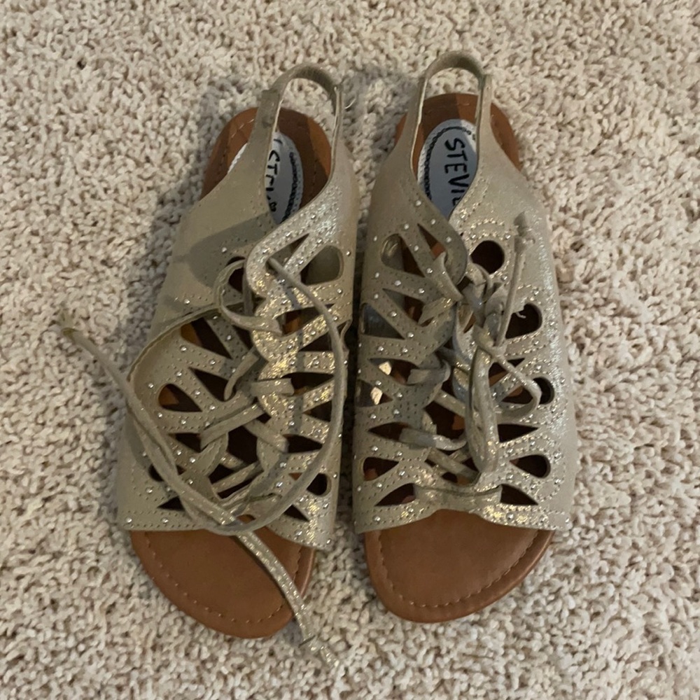 Girls Size 2 gold gladiator sandals by Stevies